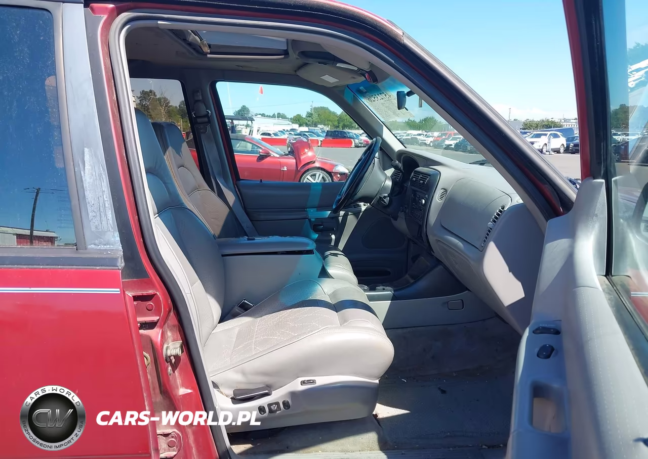 1997 Ford Explorer Eddie Bauer-Limited-Xlt VIN:1FMDU35P1VUB48389 - 5