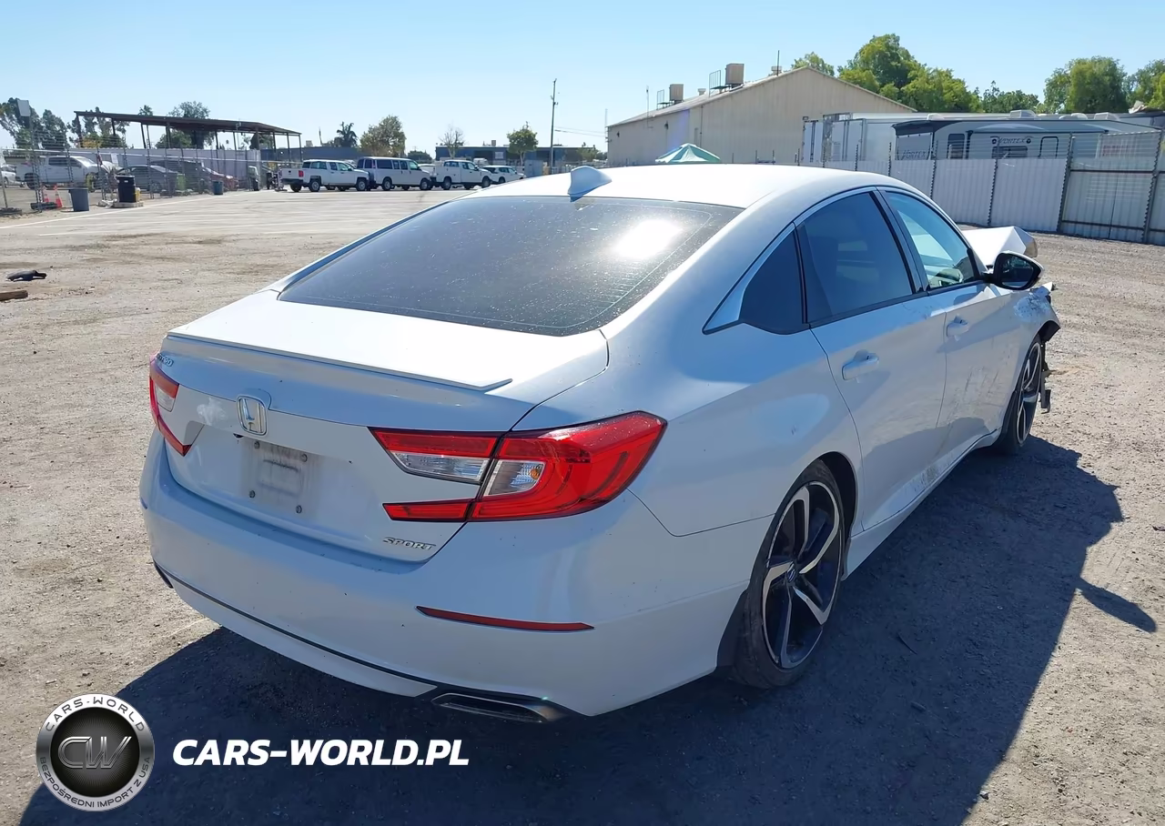 2018 Honda Accord Sport VIN:1HGCV1F3XJA189257 - 4