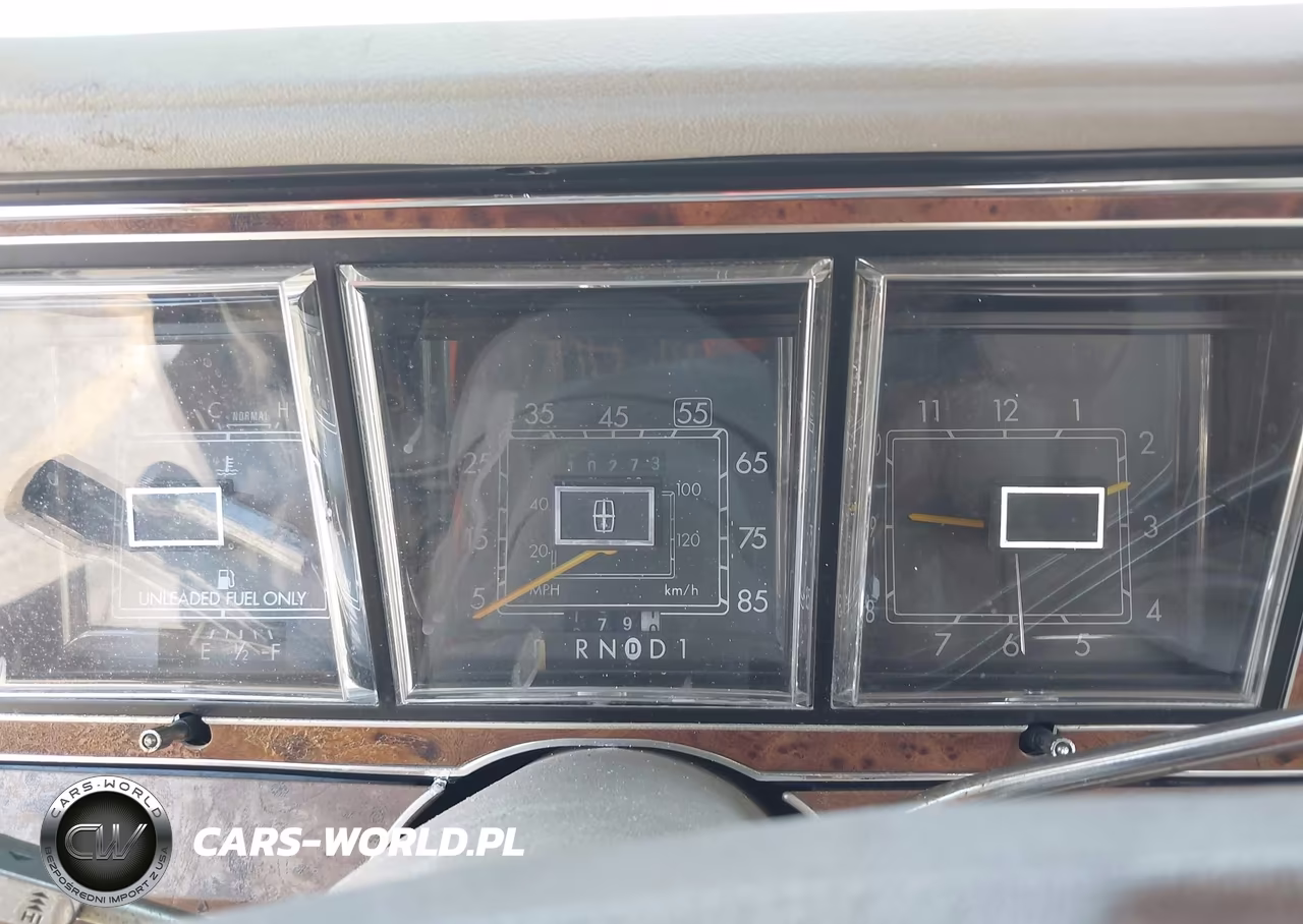 1985 Lincoln Town Car VIN:1LNBP96F1FY763221 - 7