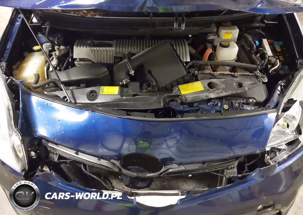 2014 Toyota Prius Two VIN:JTDKN3DU2E1738523 - 10