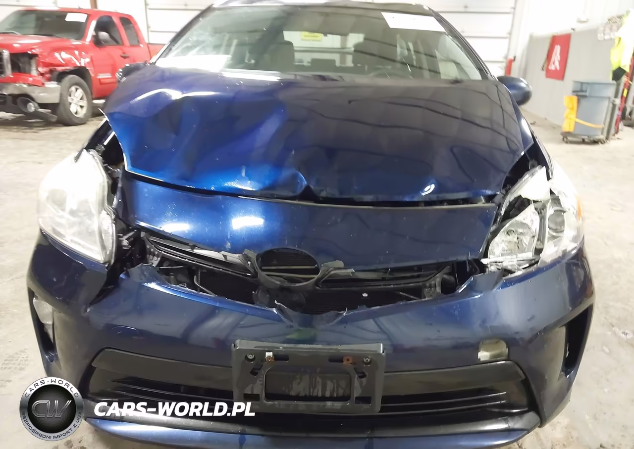 2014 Toyota Prius Two VIN:JTDKN3DU2E1738523 - 6