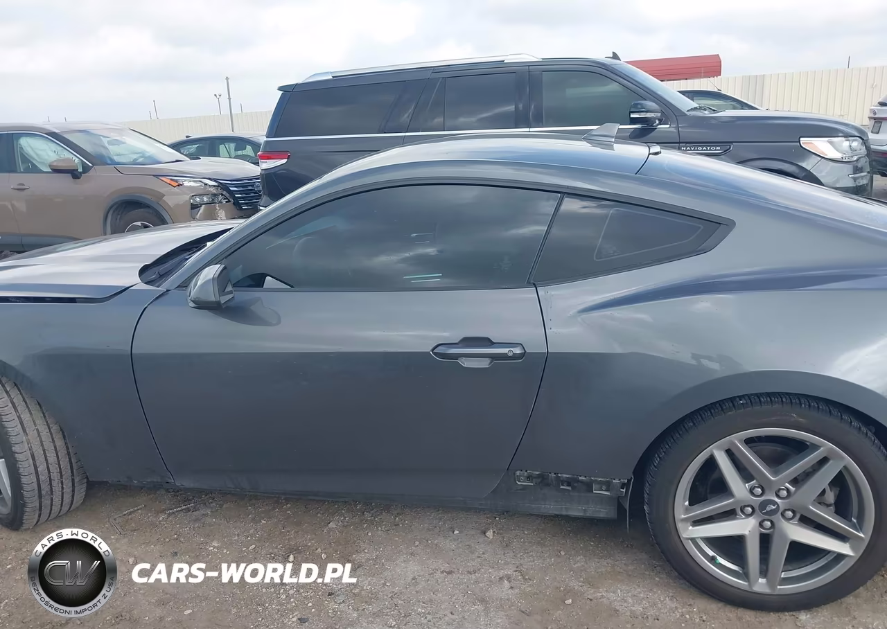 2024 Ford Mustang Ecoboost Premium Fastback VIN:1FA6P8THXR5121288 - 15