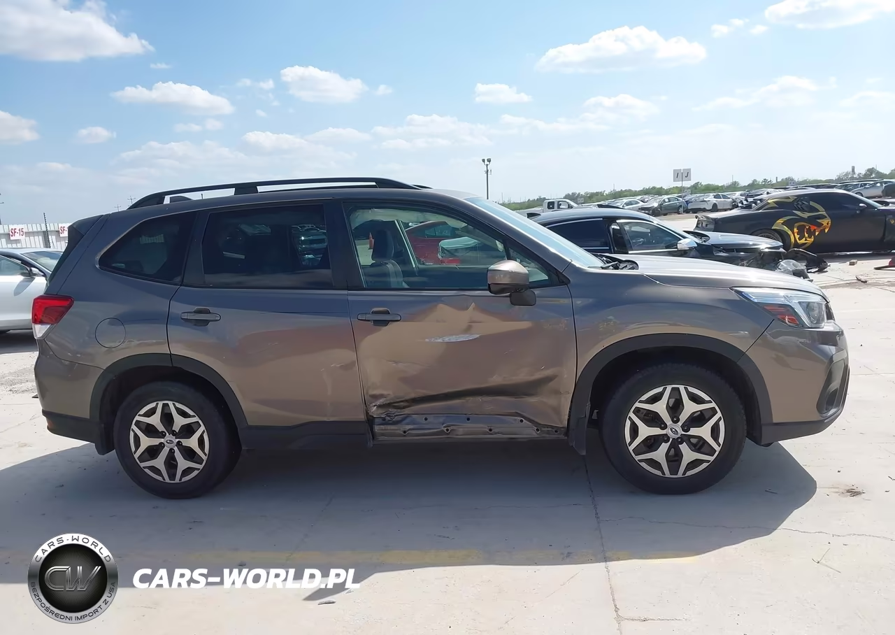2021 Subaru Forester Premium VIN:JF2SKAJC2MH526267 - 13