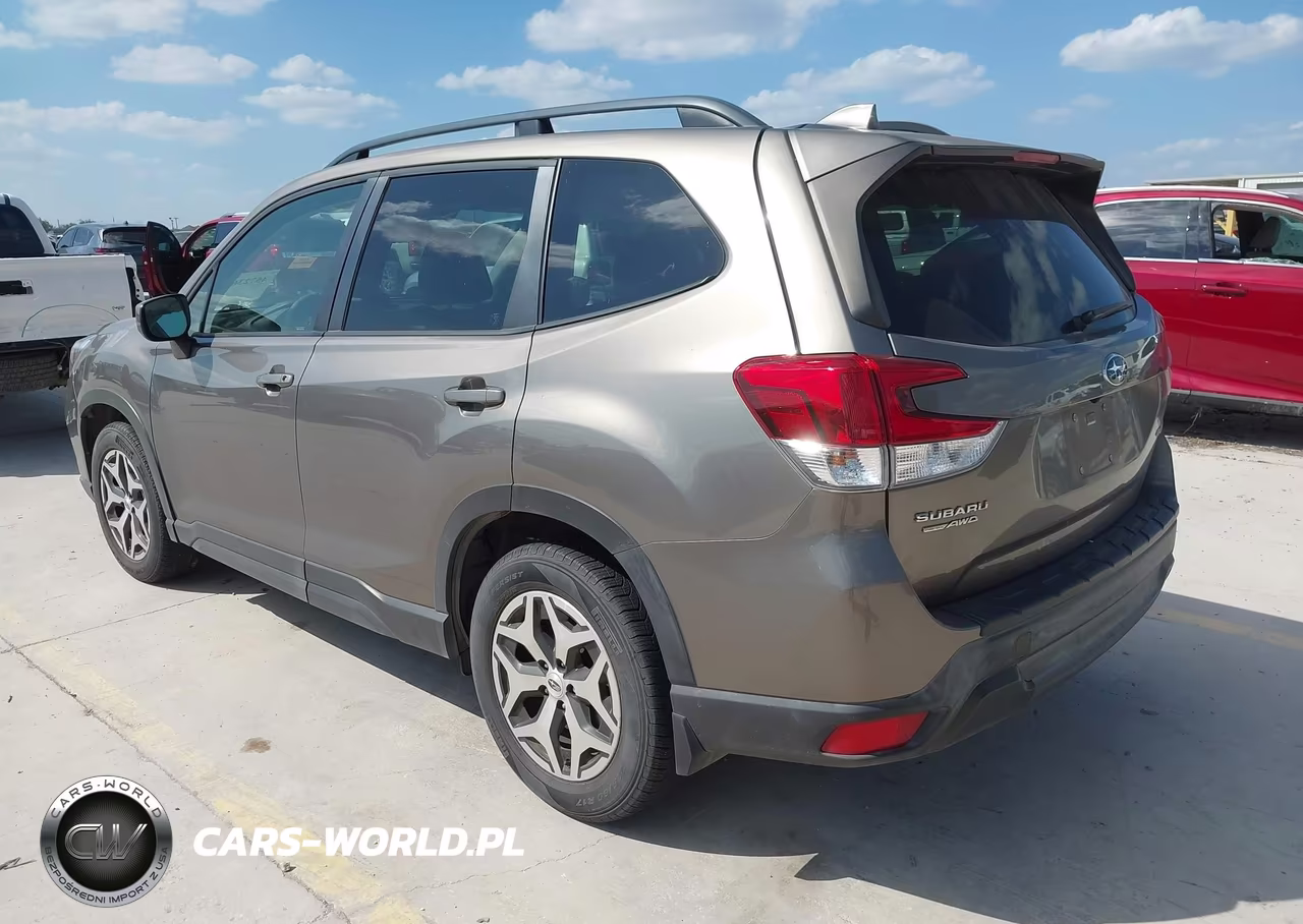 2021 Subaru Forester Premium VIN:JF2SKAJC2MH526267 - 3