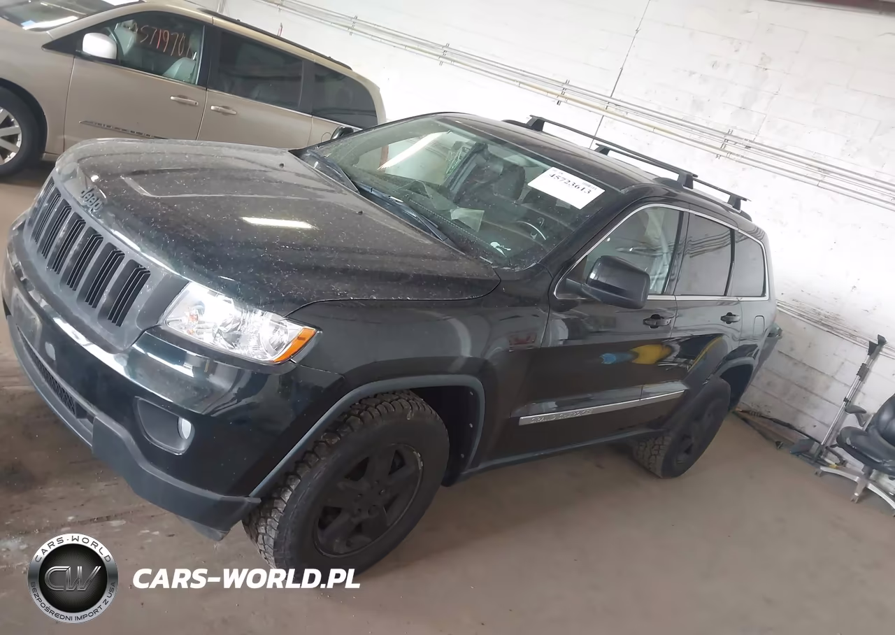 2013 Jeep Grand Cherokee Laredo VIN:1C4RJFAG3DC633275 - 14
