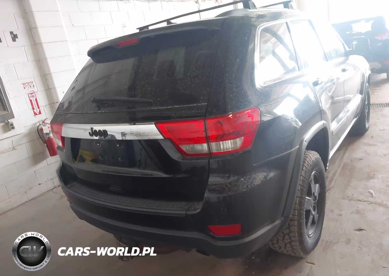 2013 Jeep Grand Cherokee Laredo VIN:1C4RJFAG3DC633275 - 16