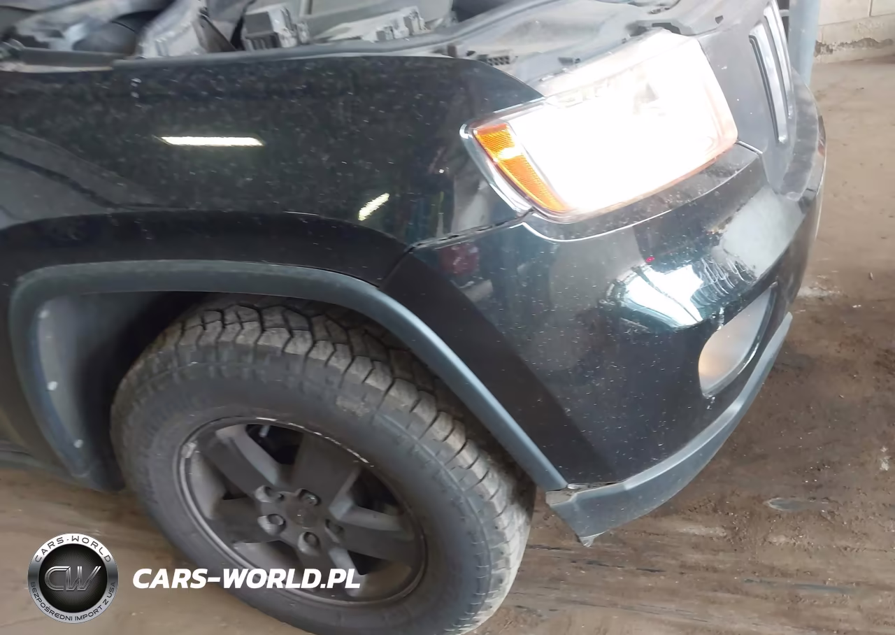 2013 Jeep Grand Cherokee Laredo VIN:1C4RJFAG3DC633275 - 6