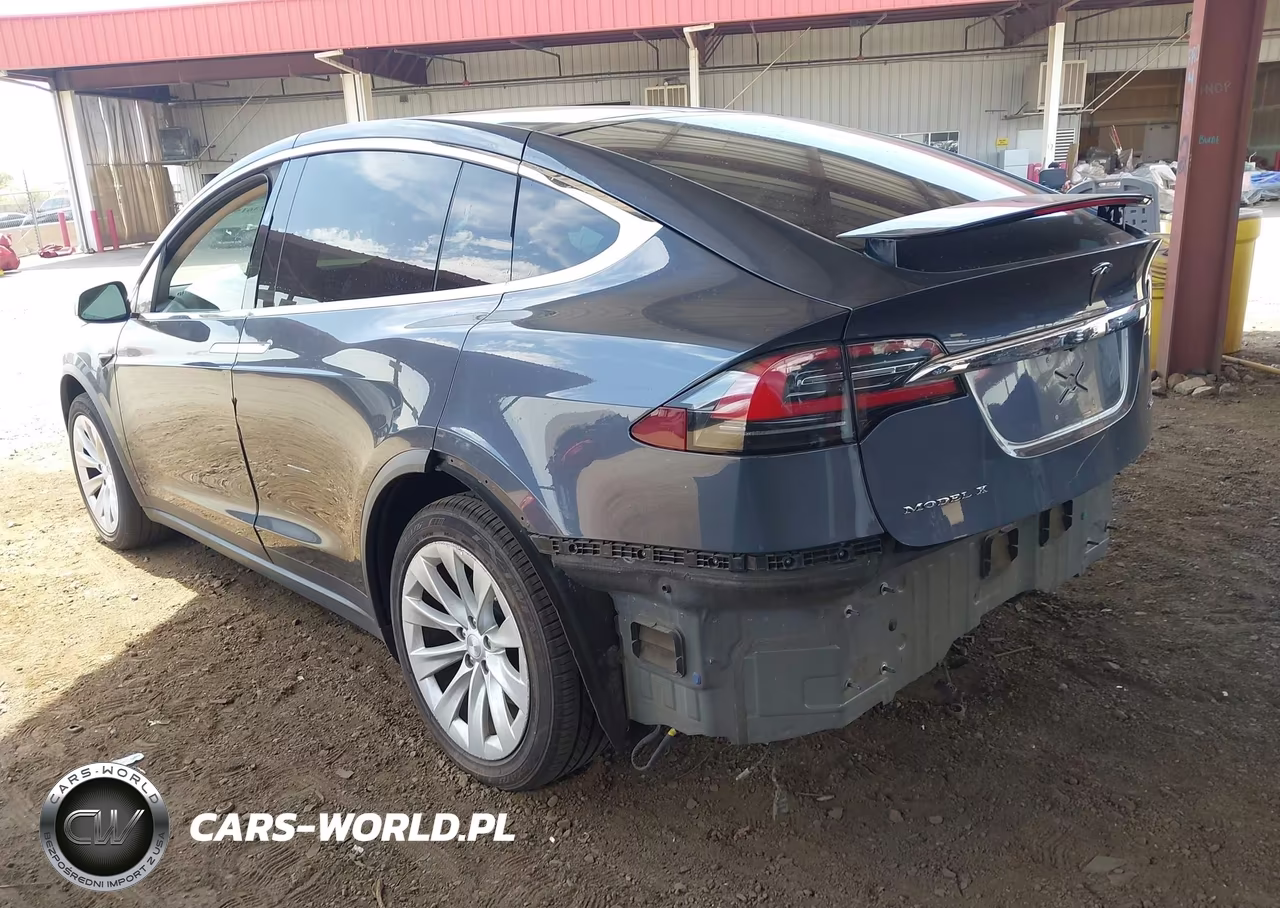 2018 Tesla Model X 100D-75D-P100D VIN:5YJXCBE27JF102233 - 3