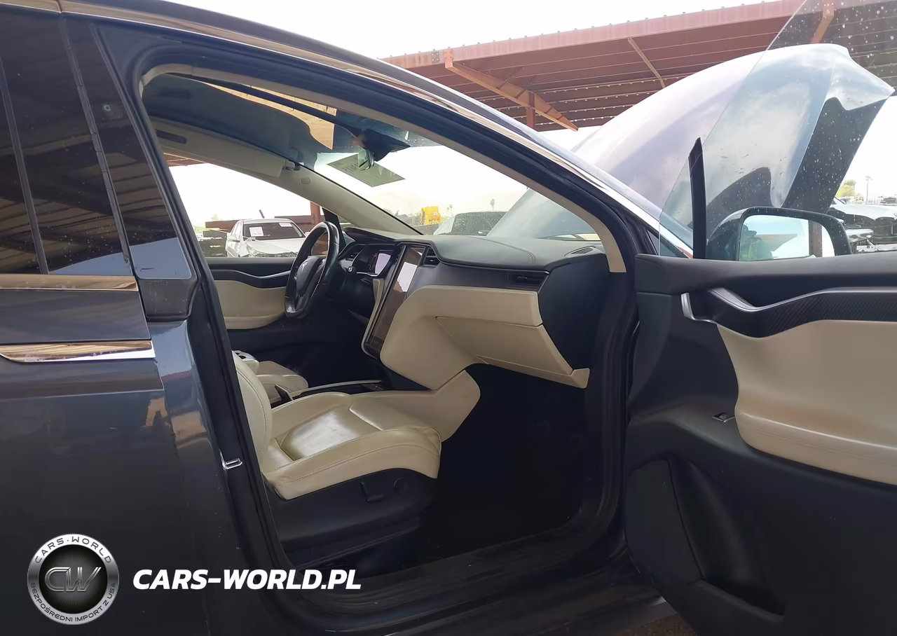 2018 Tesla Model X 100D-75D-P100D VIN:5YJXCBE27JF102233 - 5