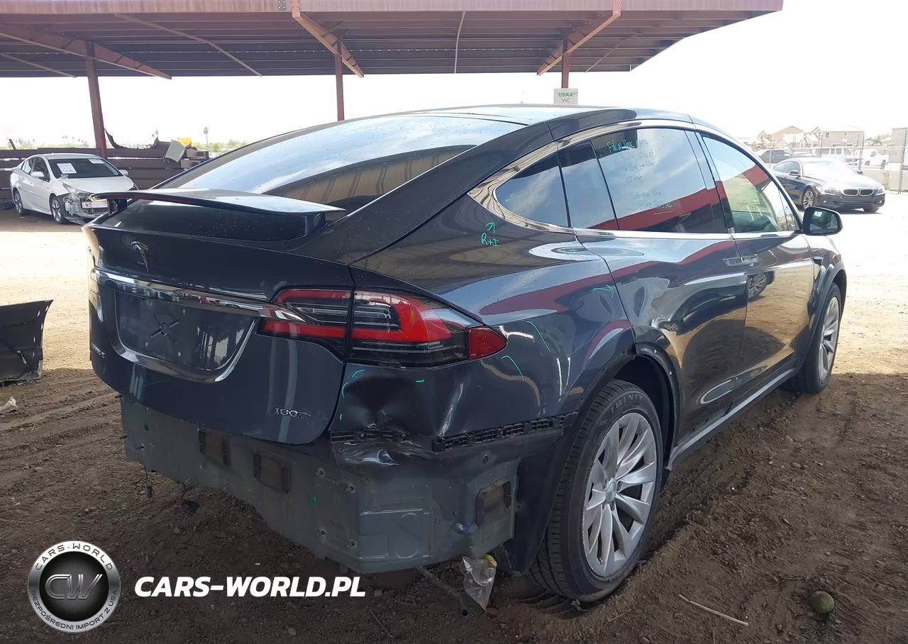 2018 Tesla Model X 100D-75D-P100D VIN:5YJXCBE27JF102233 - 6