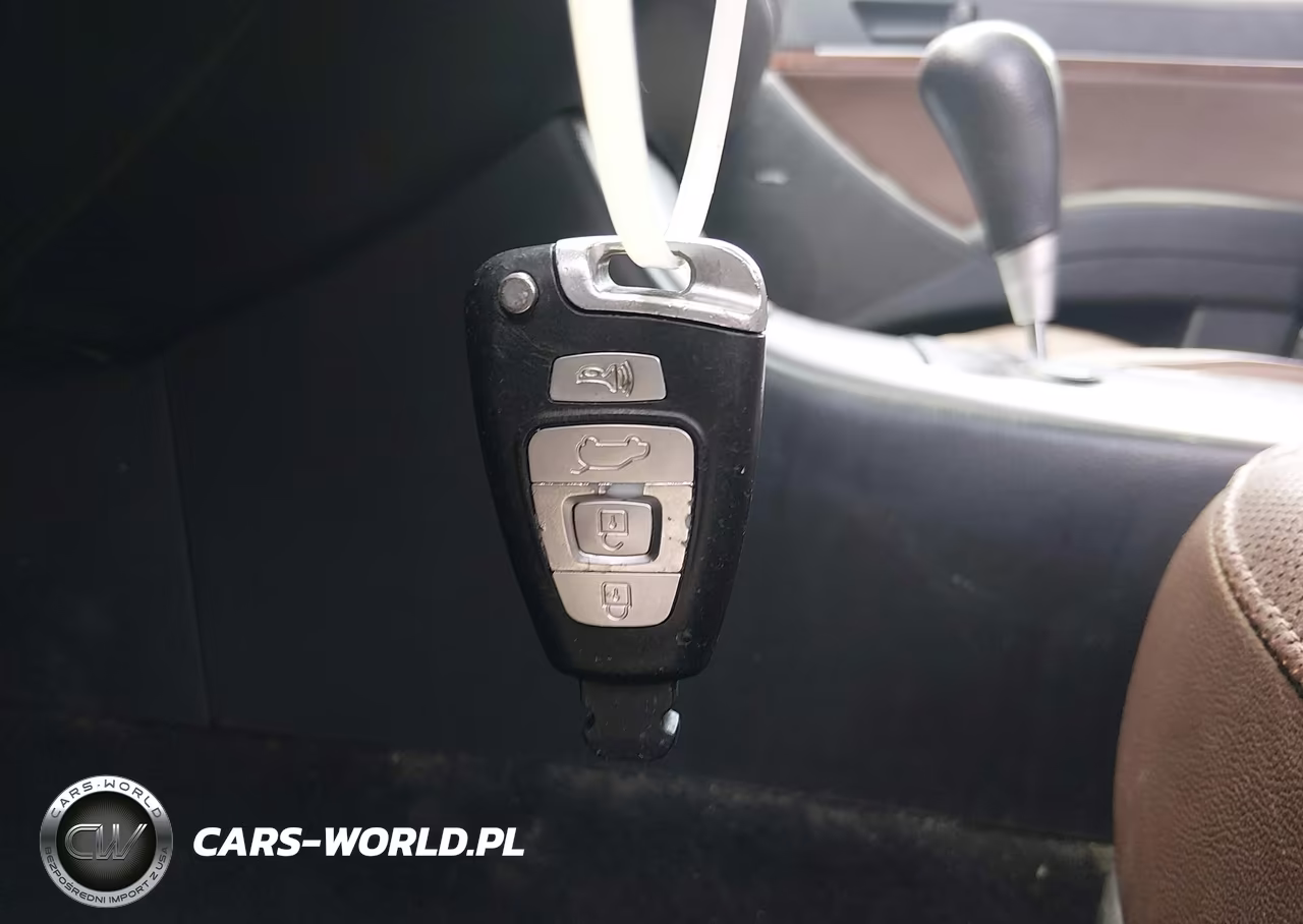 2011 Hyundai Veracruz Limited VIN:KM8NUDCC6BU152217 - 11