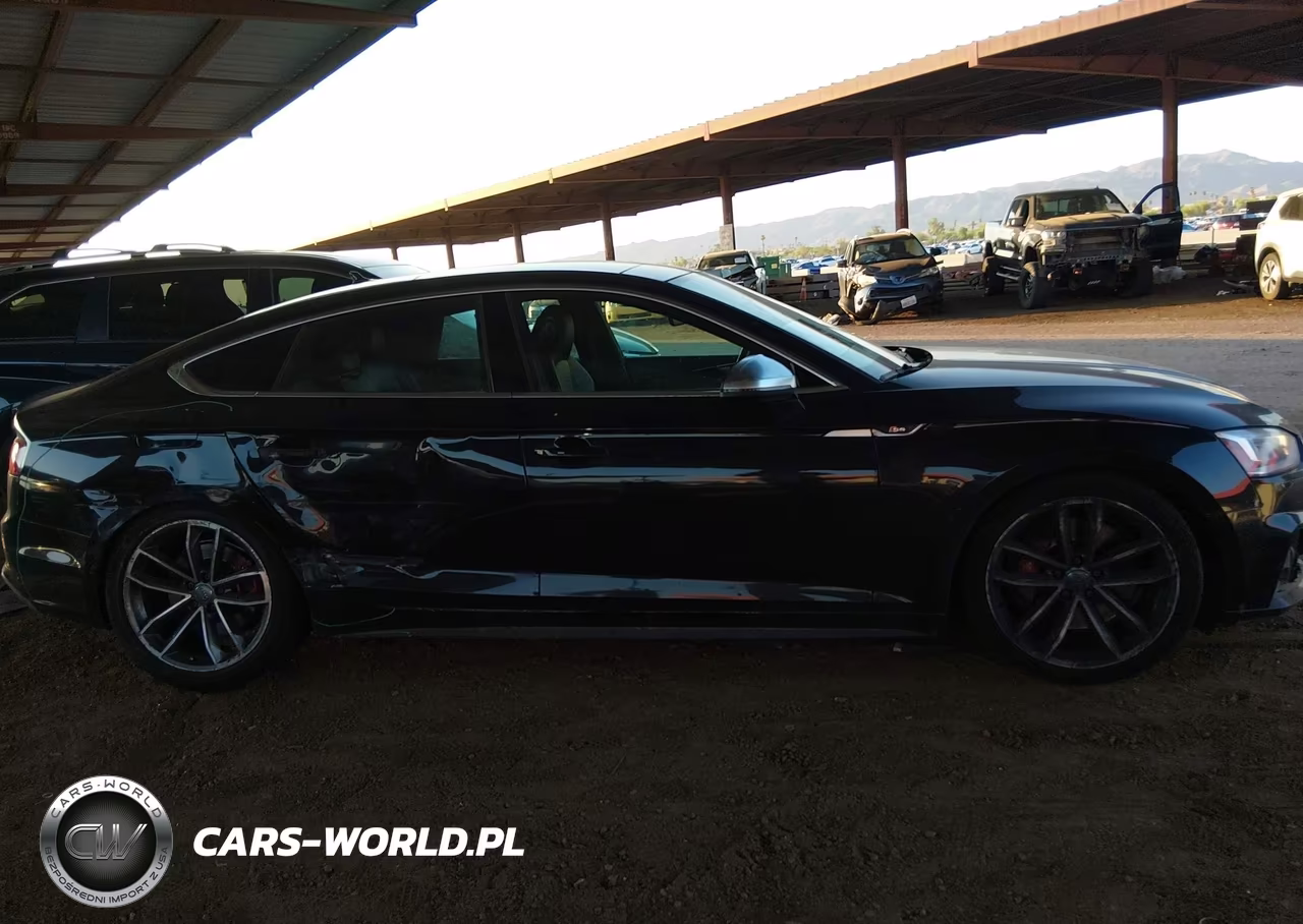 2018 Audi S5 3.0T Premium Plus VIN:WAUC4CF51JA057726 - 13