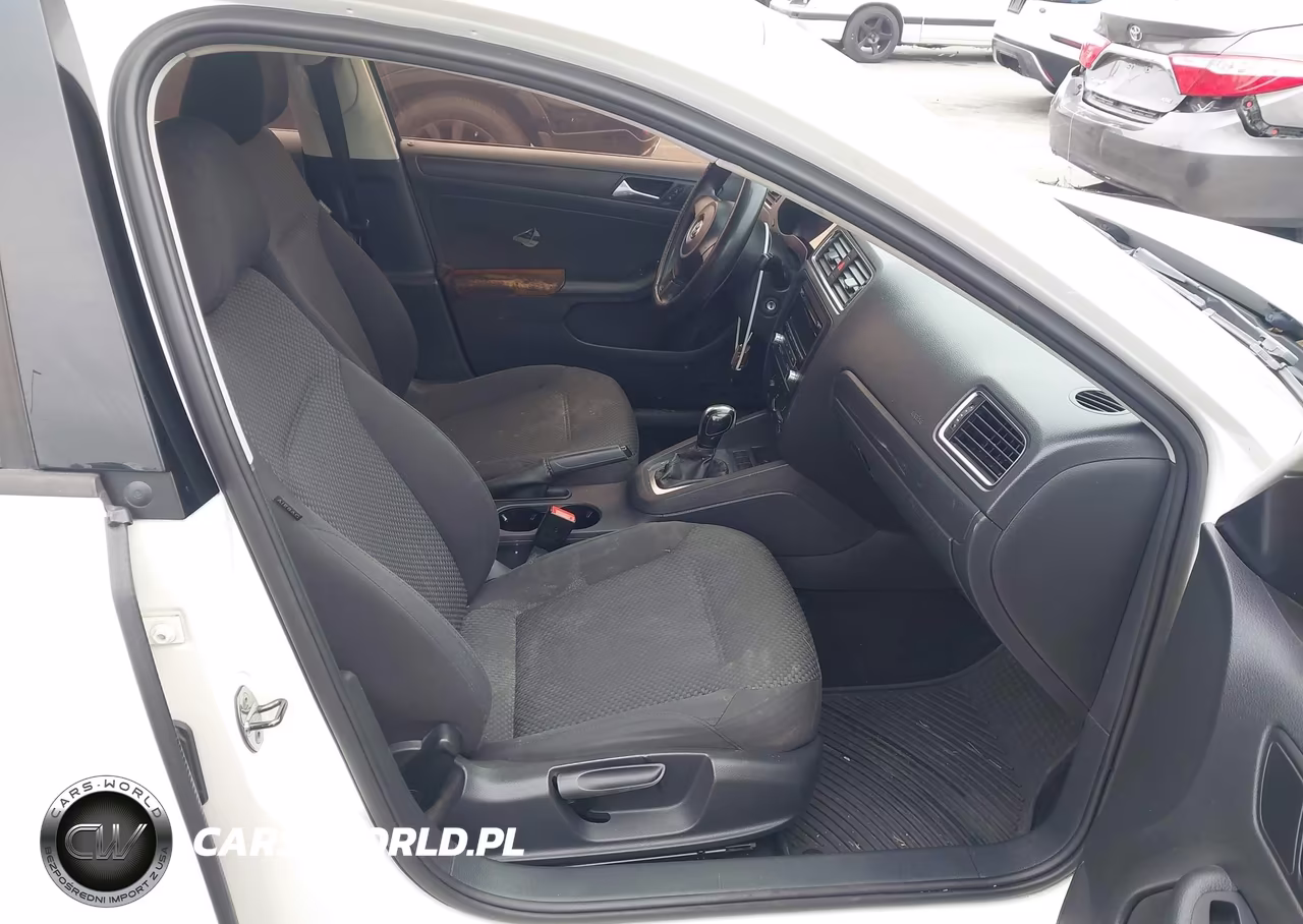 2012 Volkswagen Jetta 2.0L S VIN:3VW2K7AJ1CM379222 - 5