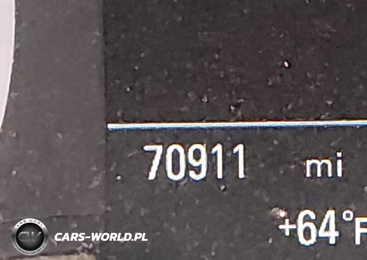 2016 Audi A4 Premium Plus VIN:WAUFFAFL8GN000371 - 14