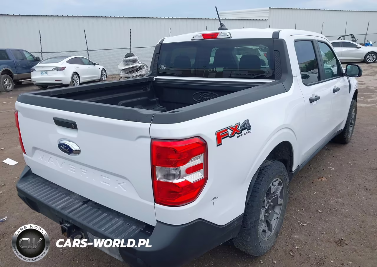 2024 Ford Maverick Xlt VIN:3FTTW8J99RRB77246 - 4