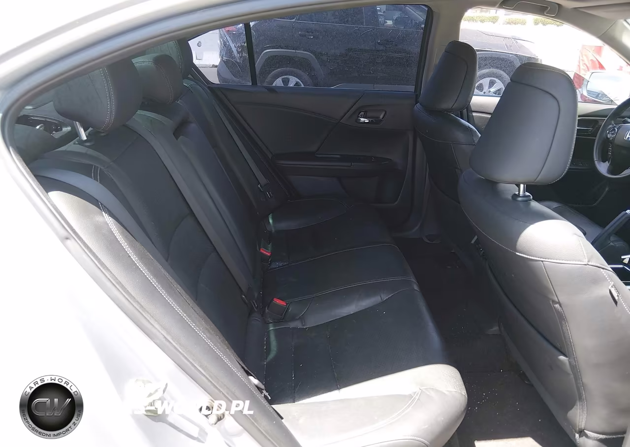 2017 Honda Accord Touring V6 VIN:1HGCR3F99HA015405 - 8