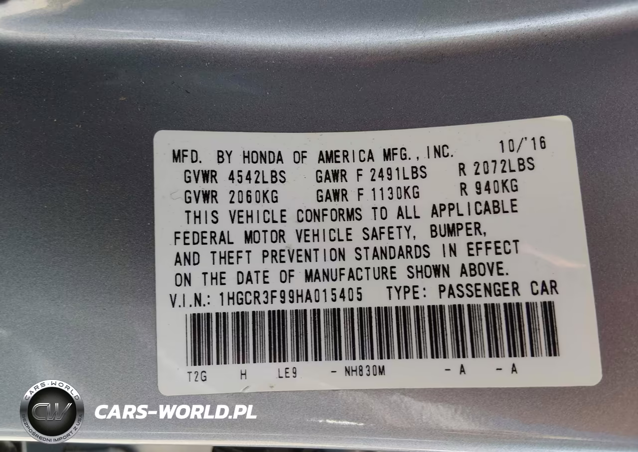 2017 Honda Accord Touring V6 VIN:1HGCR3F99HA015405 - 9