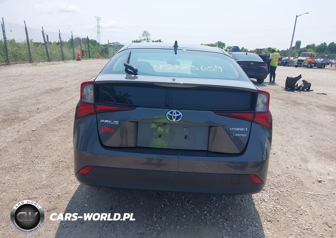 2019 Toyota Prius Limited VIN:JTDKARFUXK3097326 - 16