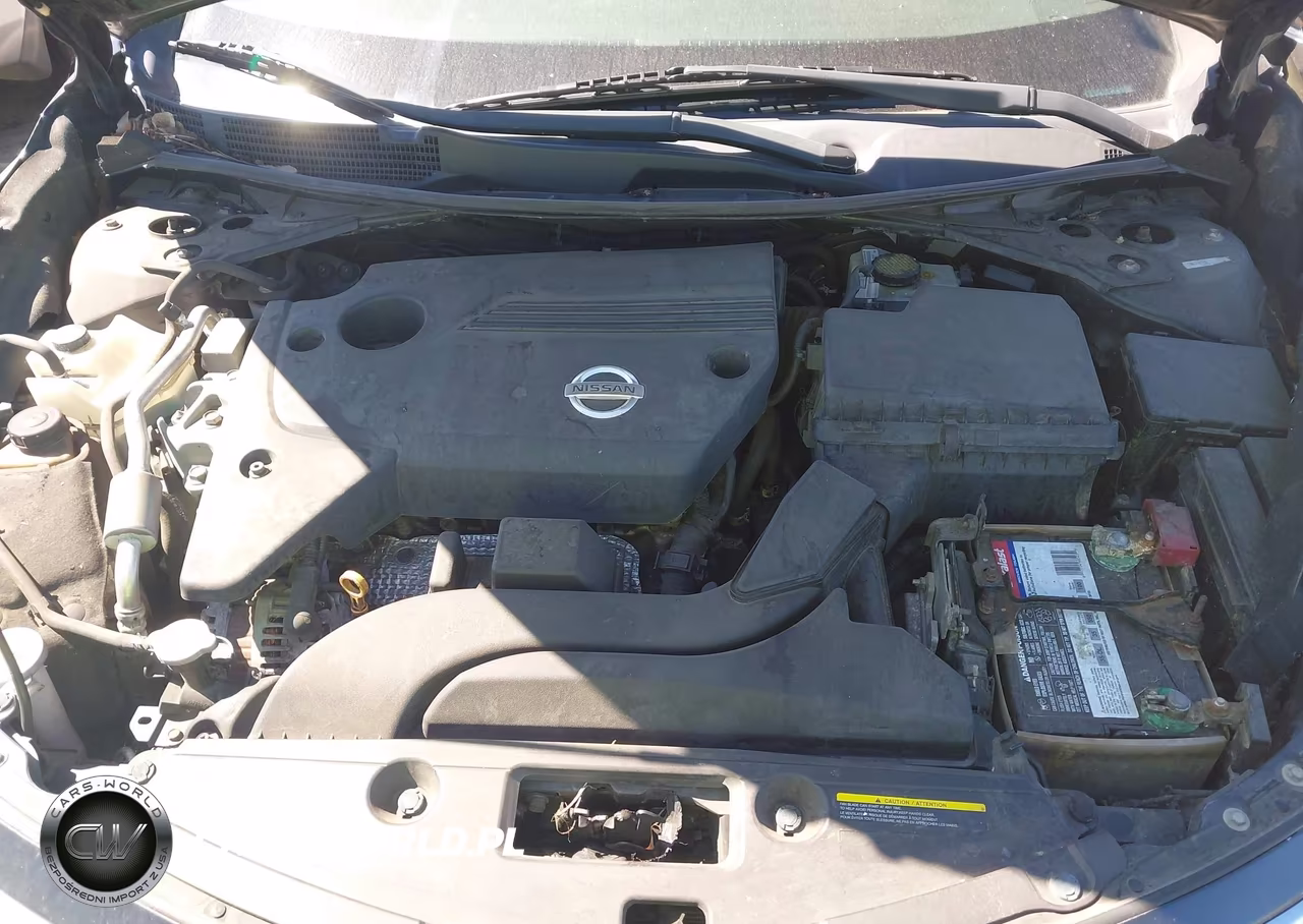 2014 Nissan Altima 2.5 S VIN:1N4AL3AP7EN220390 - 10