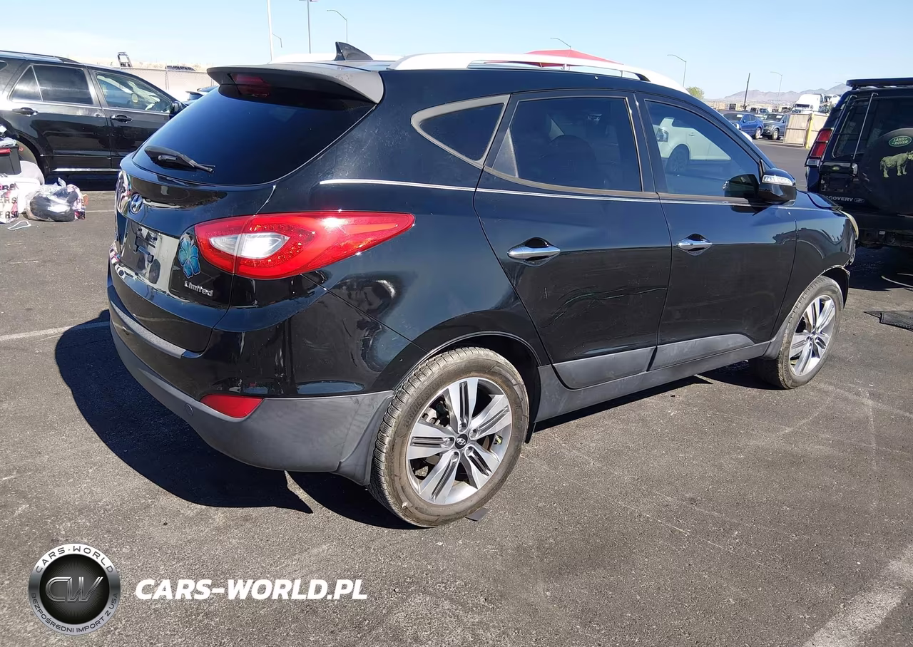 2015 Hyundai Tucson Limited VIN:KM8JU3AG6FU114104 - 4
