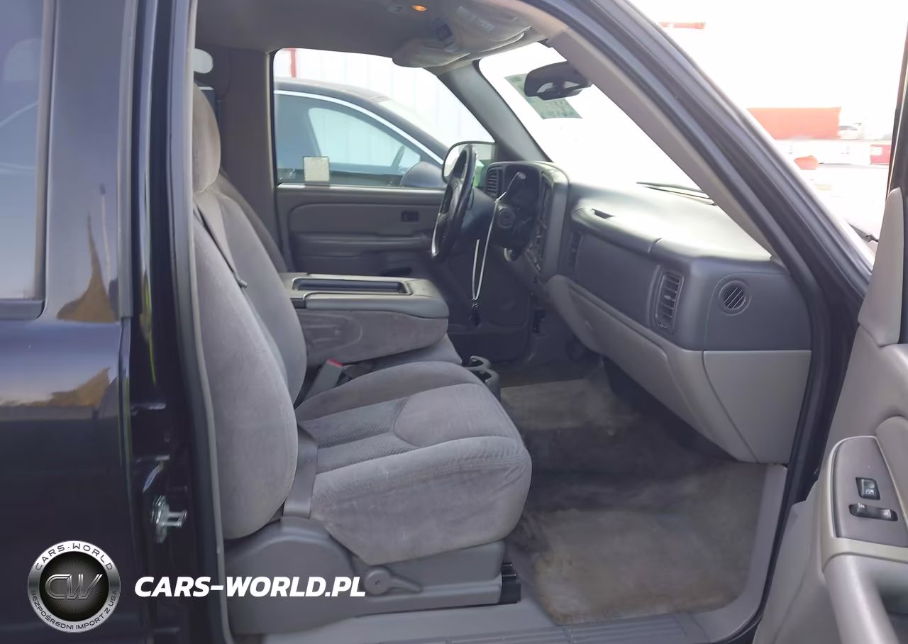 2005 Chevrolet Tahoe Ls VIN:1GNEC13V25R142550 - 5