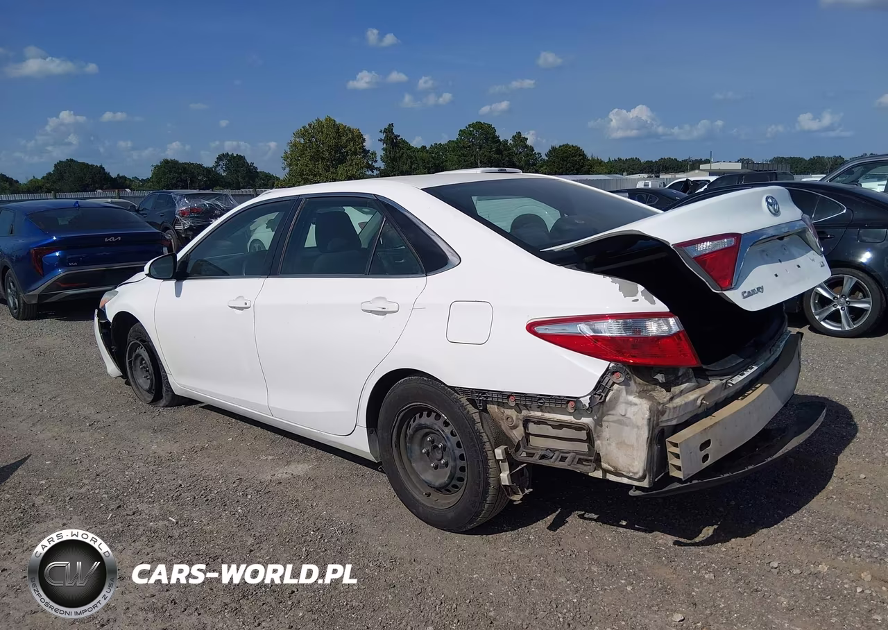 2015 Toyota Camry Le VIN:4T4BF1FK8FR446650 - 3