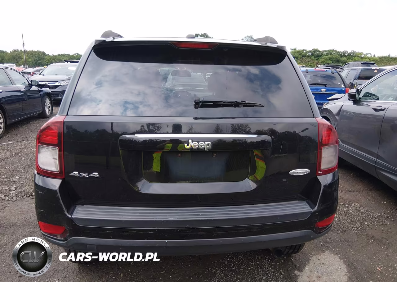 2016 Jeep Compass Latitude VIN:1C4NJDEB3GD782298 - 16