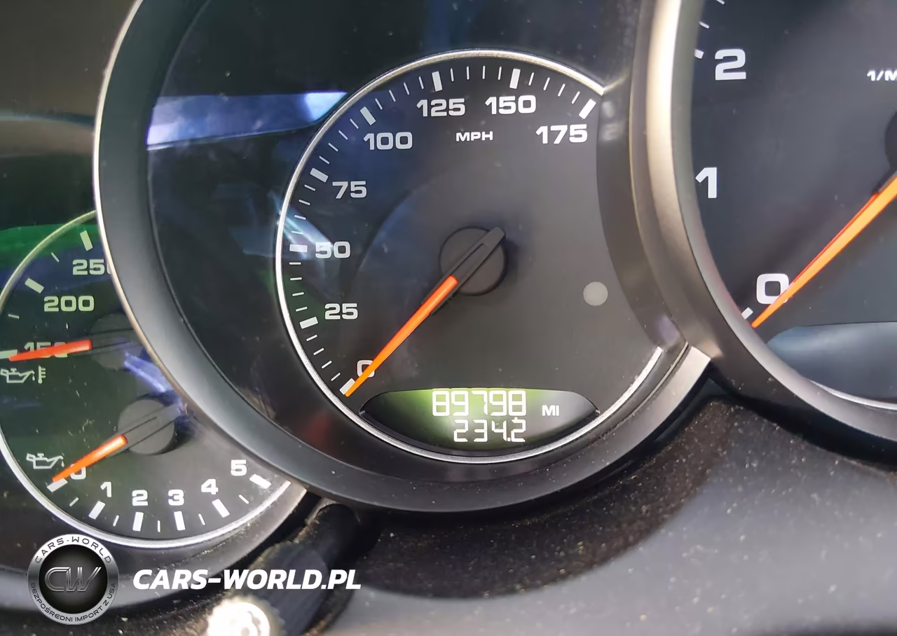 2016 Porsche Cayenne VIN:WP1AA2A29GKA37168 - 15