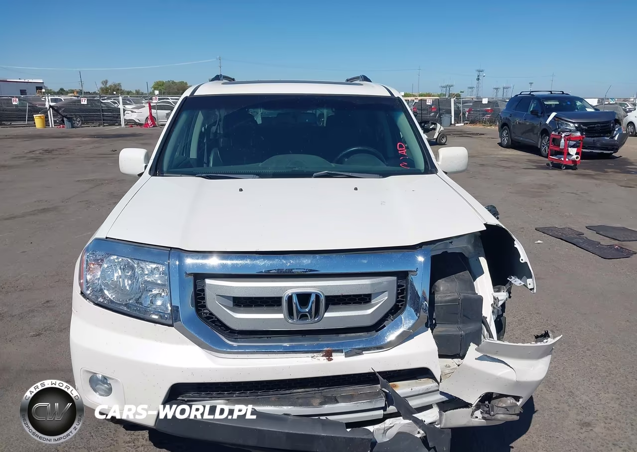 2011 Honda Pilot Touring VIN:5FNYF4H90BB024878 - 12
