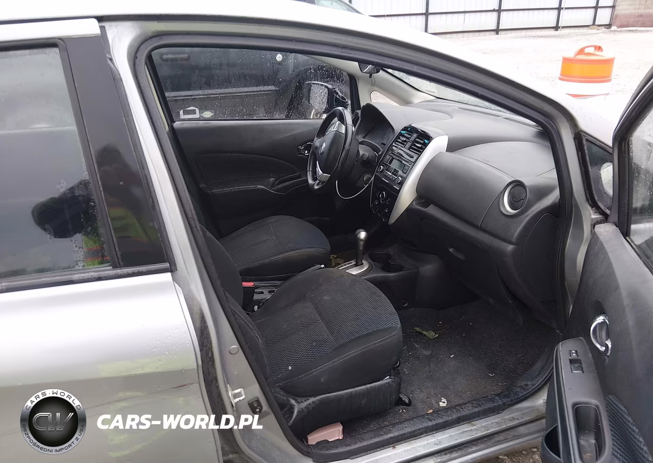 2015 Nissan Versa Note S (Sr)-S Plus-Sl-Sr-Sv VIN:3N1CE2CP4FL390960 - 5