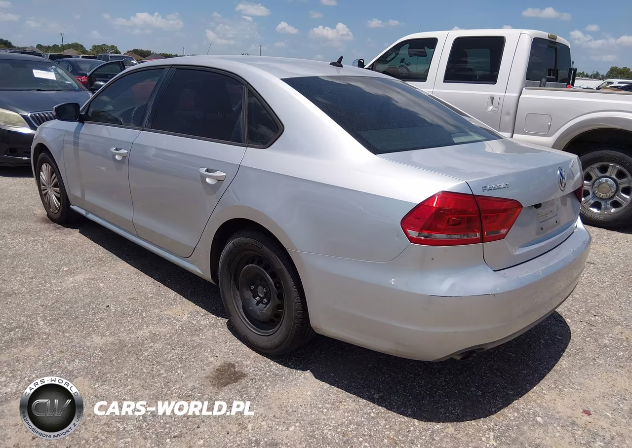 2014 Volkswagen Passat 1.8T S VIN:1VWAS7A35EC118421 - 3