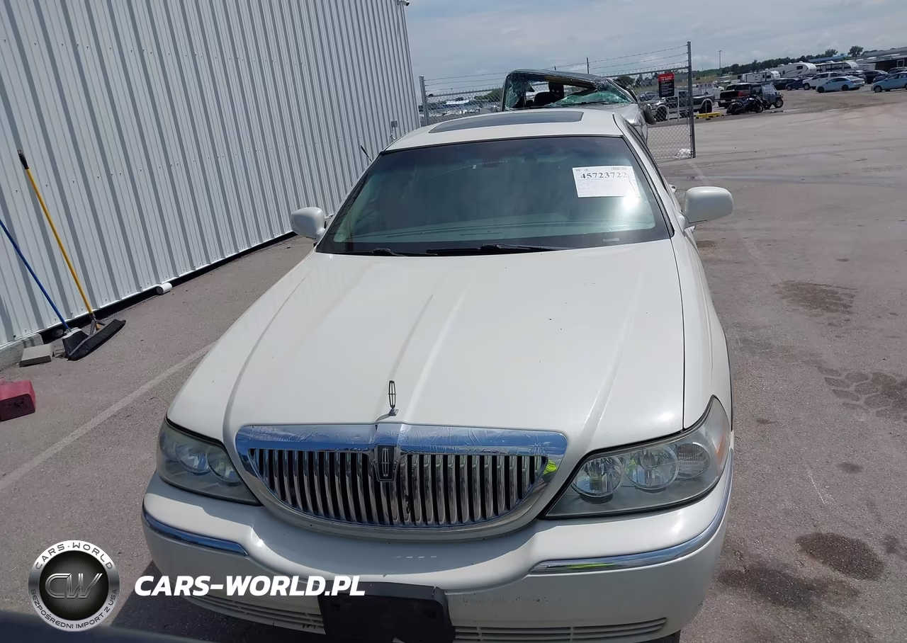 2006 Lincoln Town Car Signature Limited VIN:1LNHM82W06Y634342 - 12