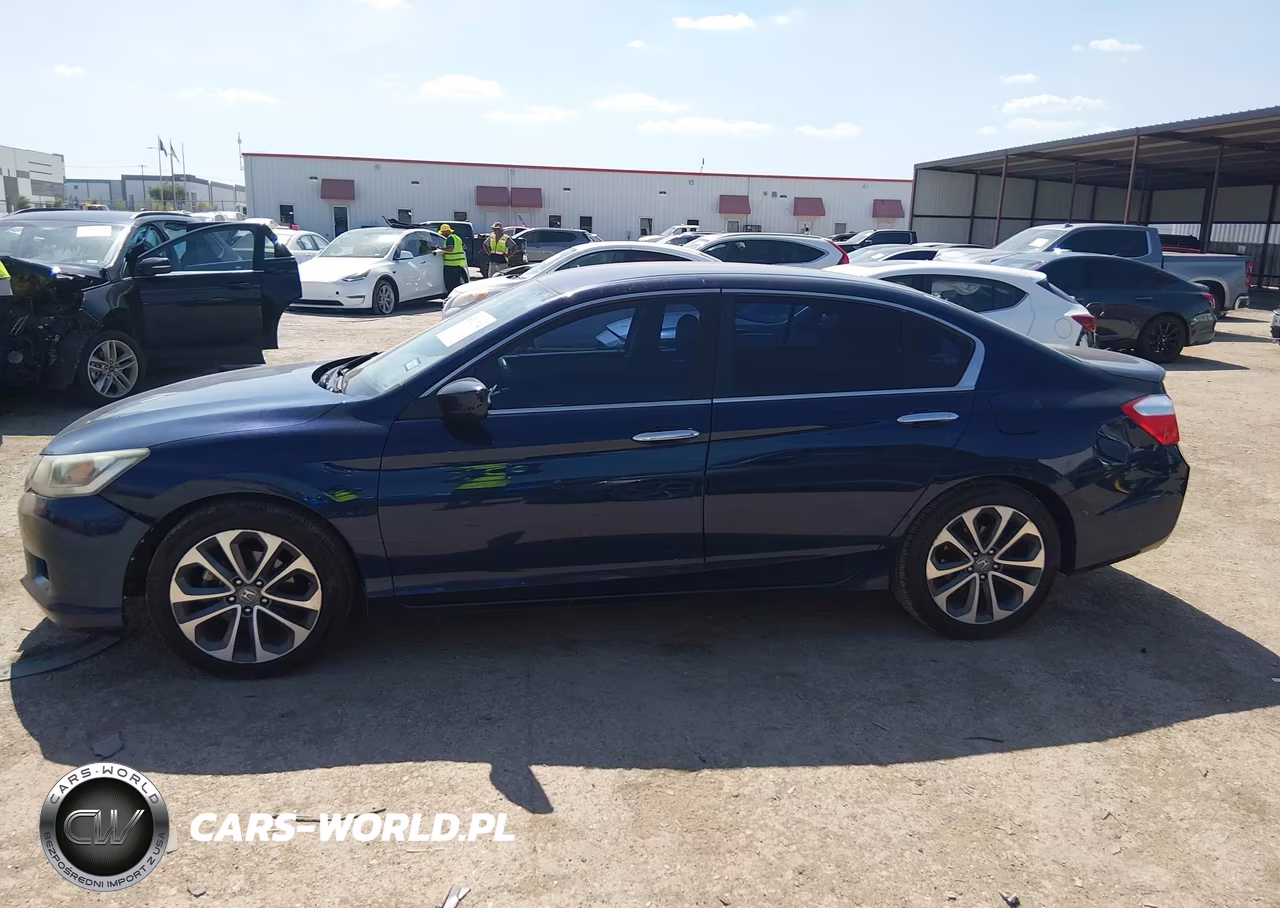 2015 Honda Accord Sport VIN:1HGCR2F51FA166498 - 14