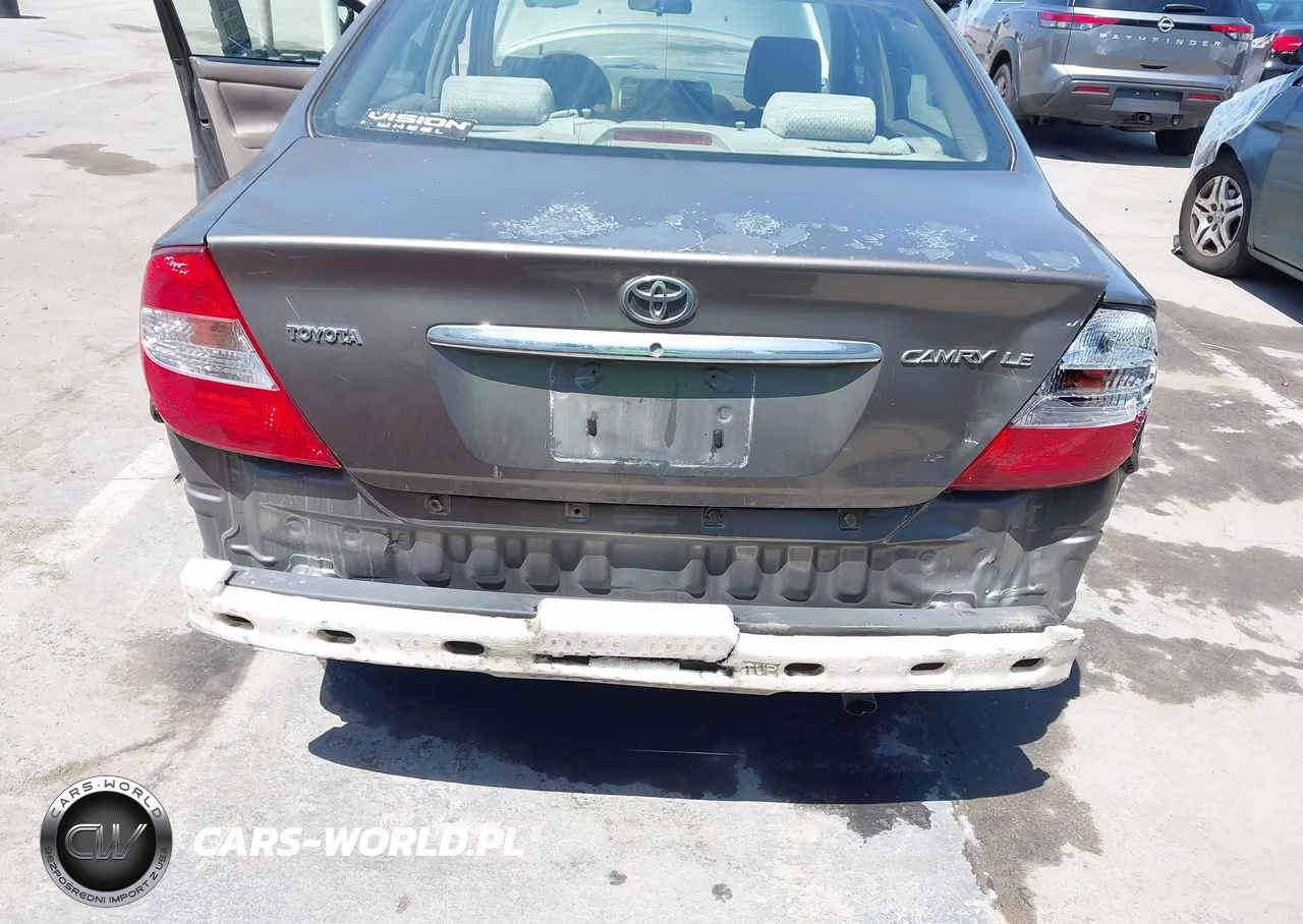 2002 Toyota Camry Le VIN:4T1BE32K82U635341 - 6