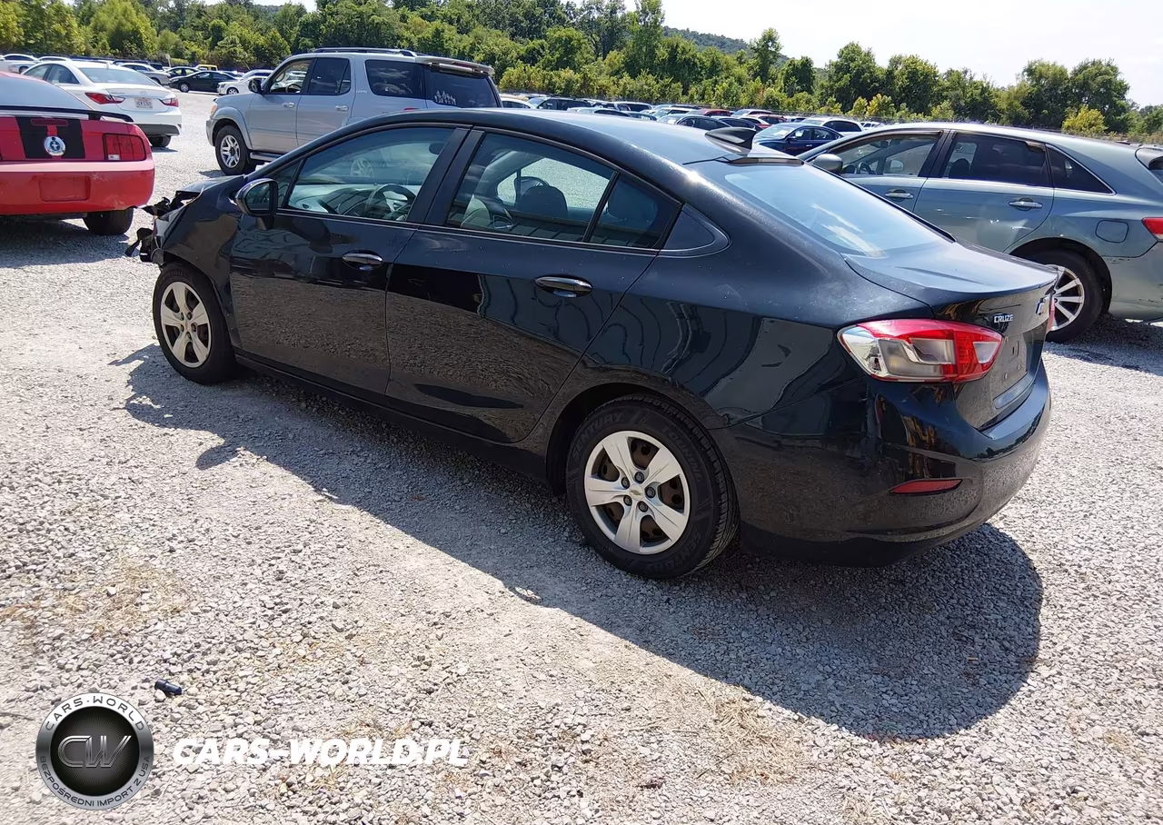 2017 Chevrolet Cruze Ls Auto VIN:1G1BC5SM4H7140755 - 3