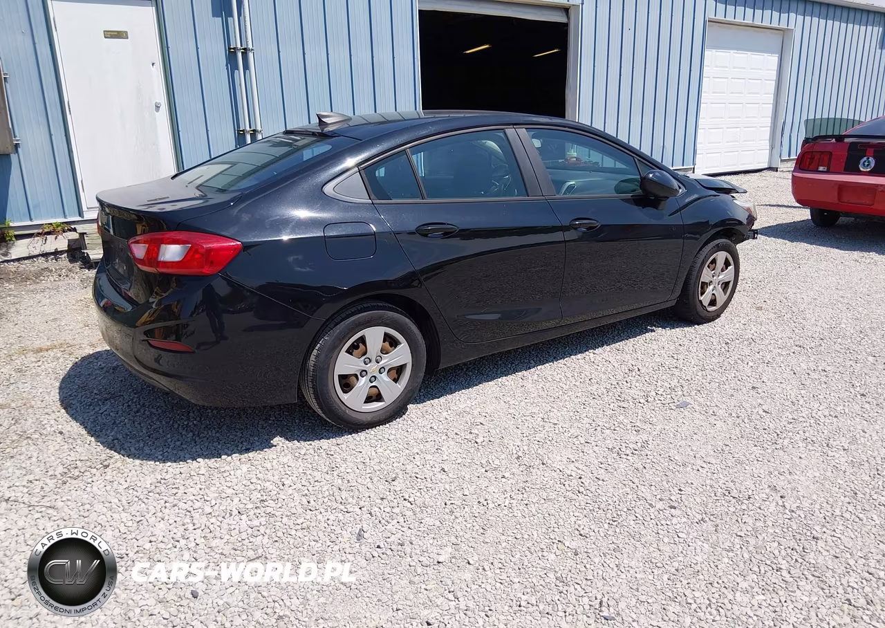 2017 Chevrolet Cruze Ls Auto VIN:1G1BC5SM4H7140755 - 4