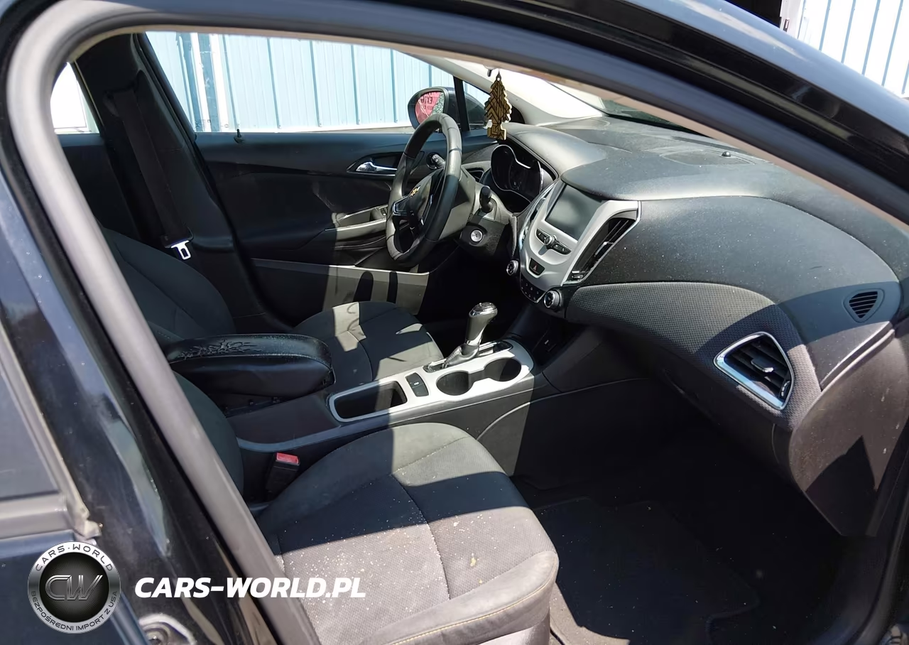 2017 Chevrolet Cruze Ls Auto VIN:1G1BC5SM4H7140755 - 5