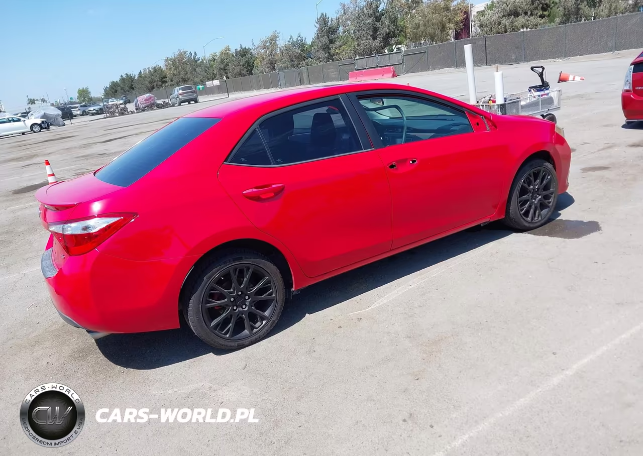 2016 Toyota Corolla S W-Special Edition Pkg VIN:2T1BURHE7GC542536 - 4