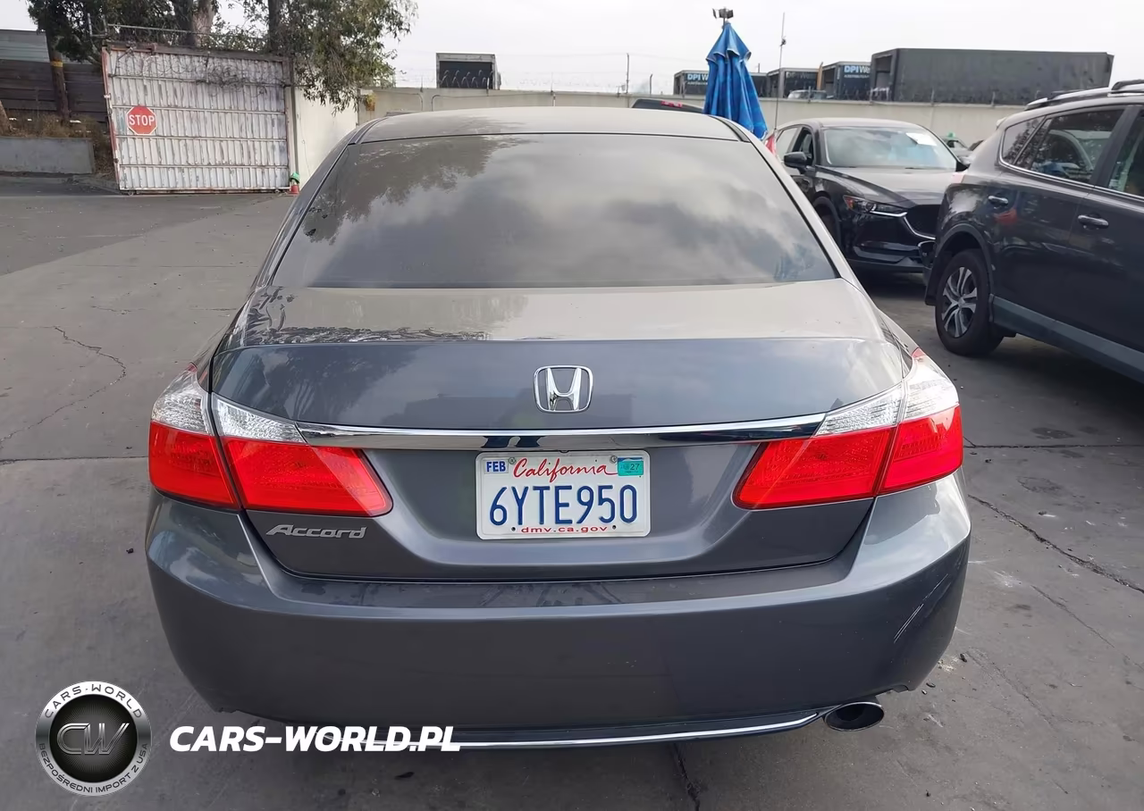 2013 Honda Accord Lx VIN:1HGCR2F32DA067555 - 17