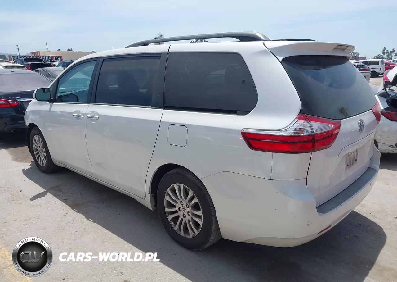 2015 Toyota Sienna Xle 8 Passenger VIN:5TDYK3DC4FS671440 - 3