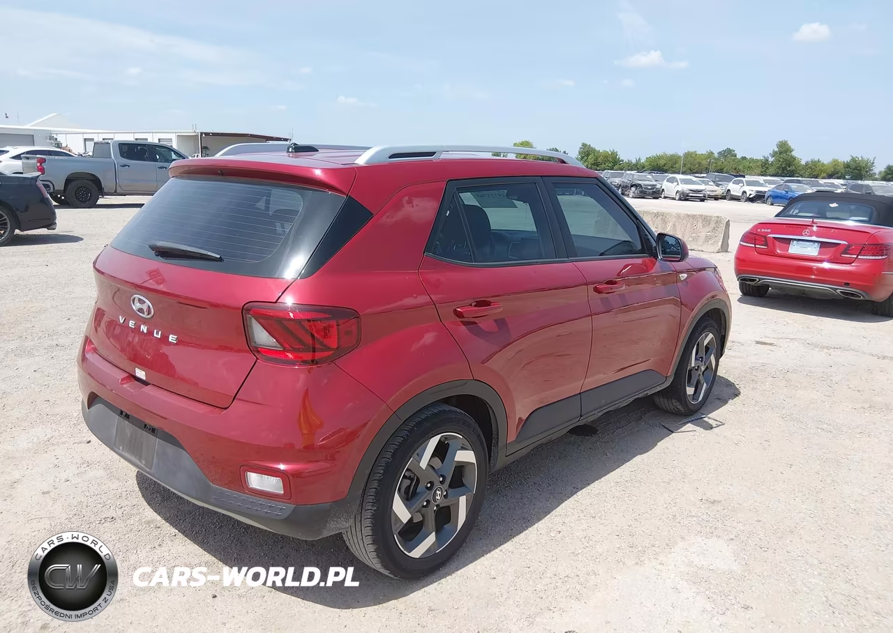 2024 Hyundai Venue Sel VIN:KMHRC8A33RU332117 - 4