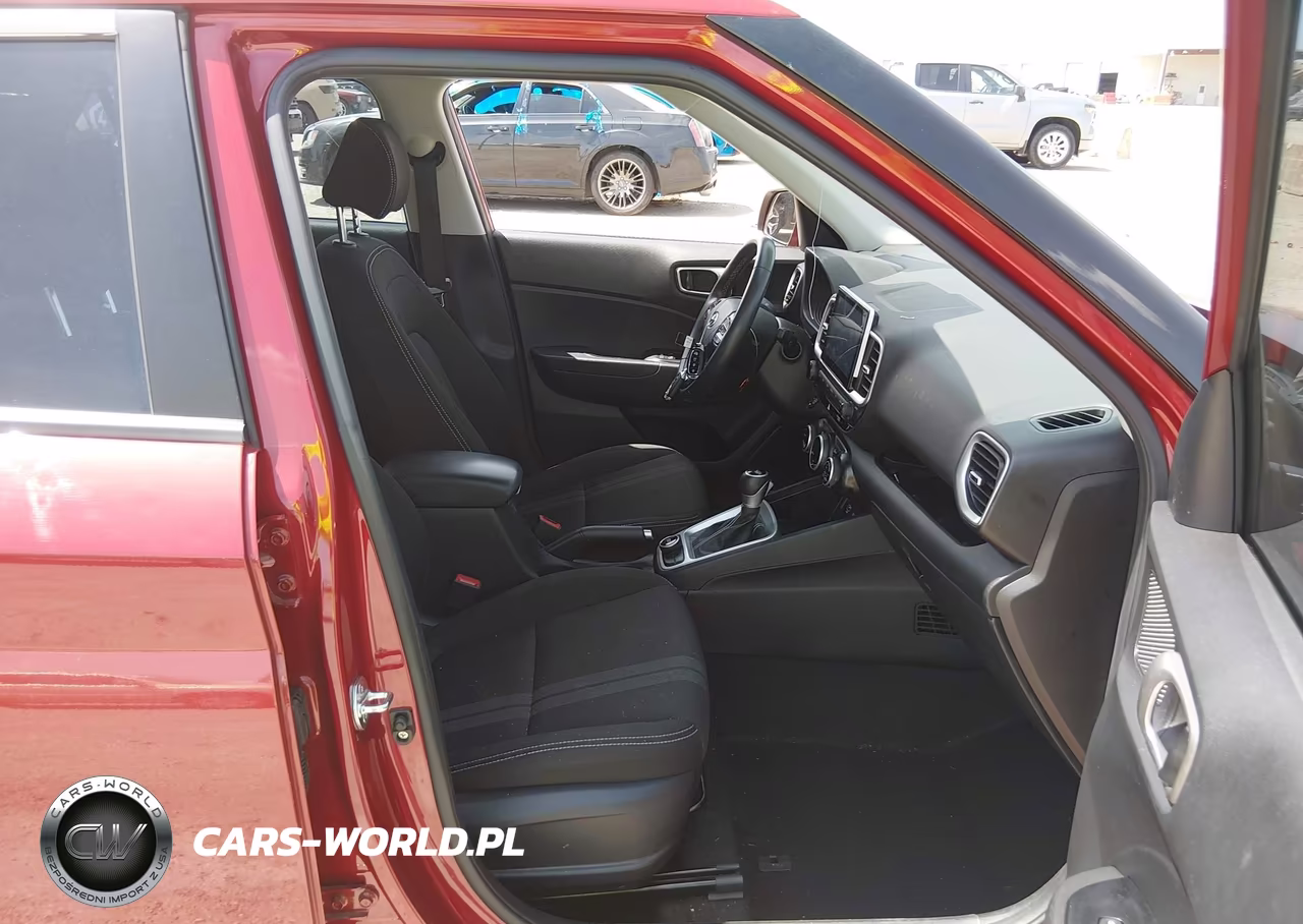 2024 Hyundai Venue Sel VIN:KMHRC8A33RU332117 - 5