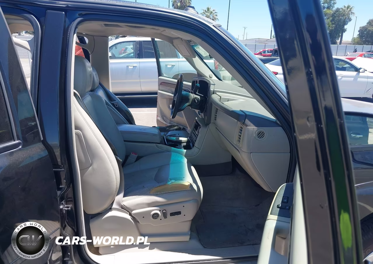 2003 Cadillac Escalade Standard VIN:1GYEK63N43R250572 - 5