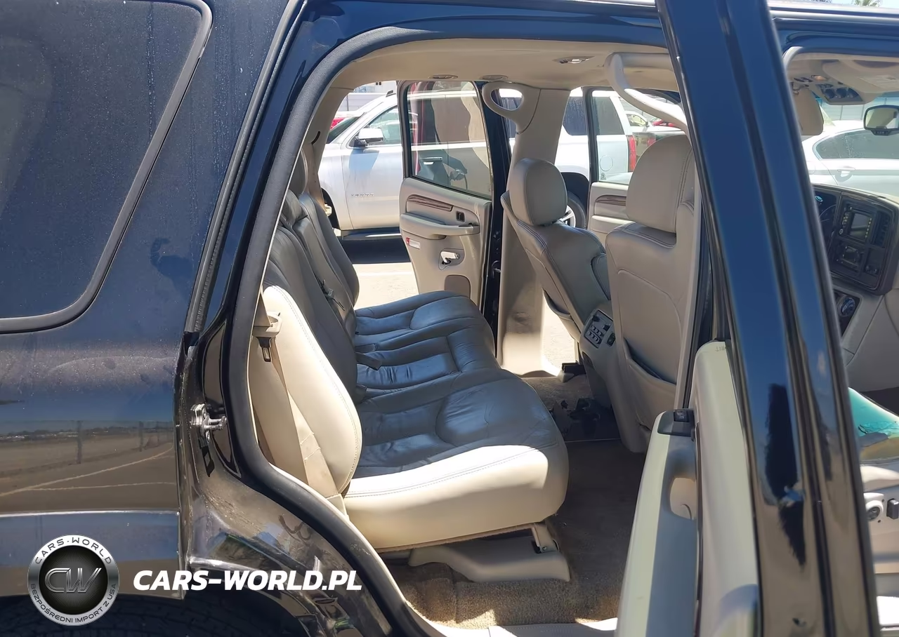 2003 Cadillac Escalade Standard VIN:1GYEK63N43R250572 - 8