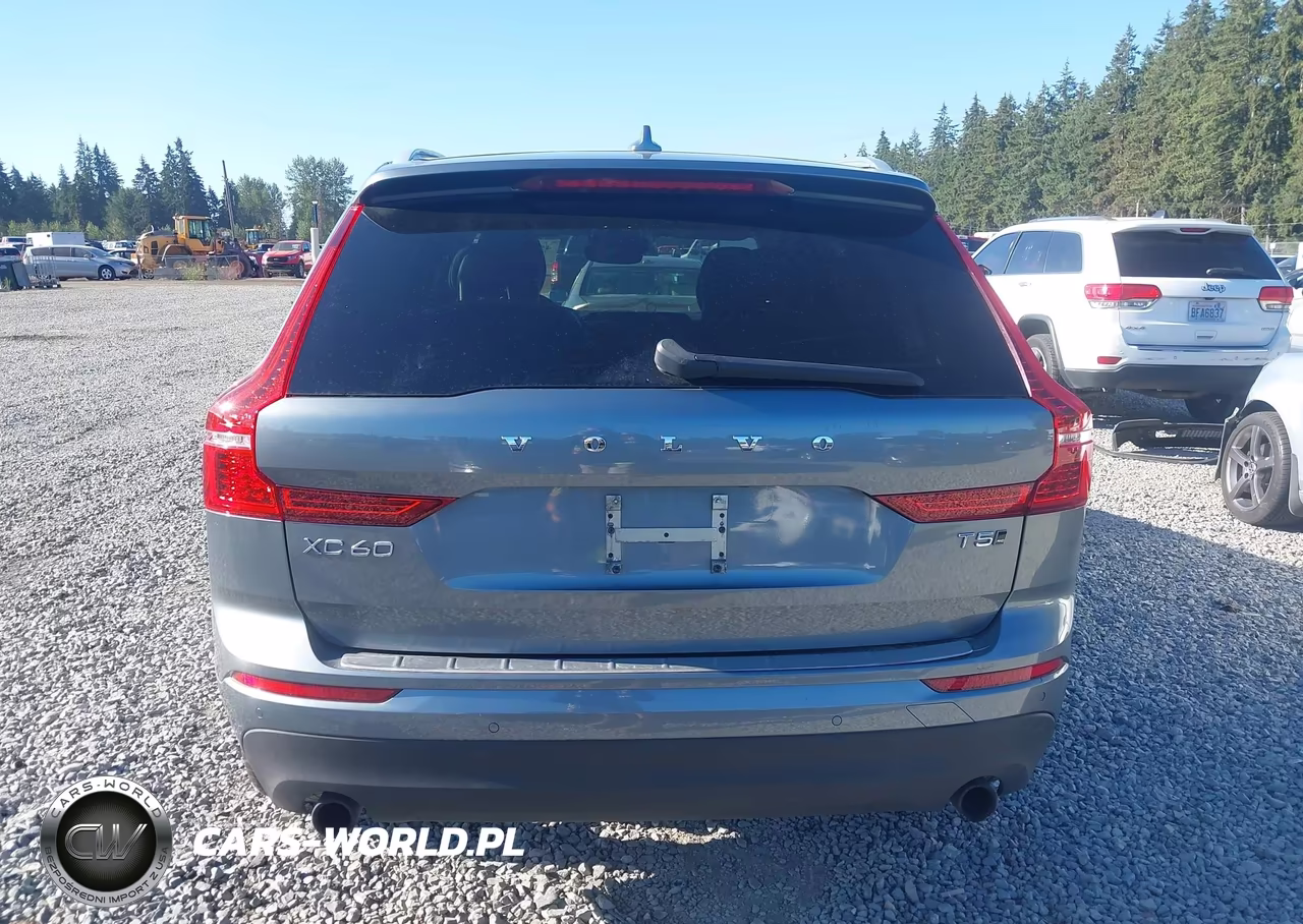 2019 Volvo Xc60 T5 Momentum VIN:LYV102RK9KB219243 - 17