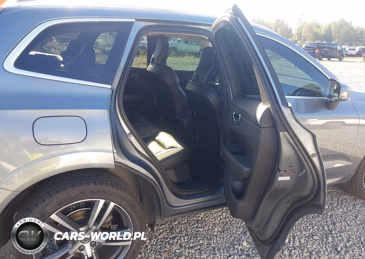 2019 Volvo Xc60 T5 Momentum VIN:LYV102RK9KB219243 - 8
