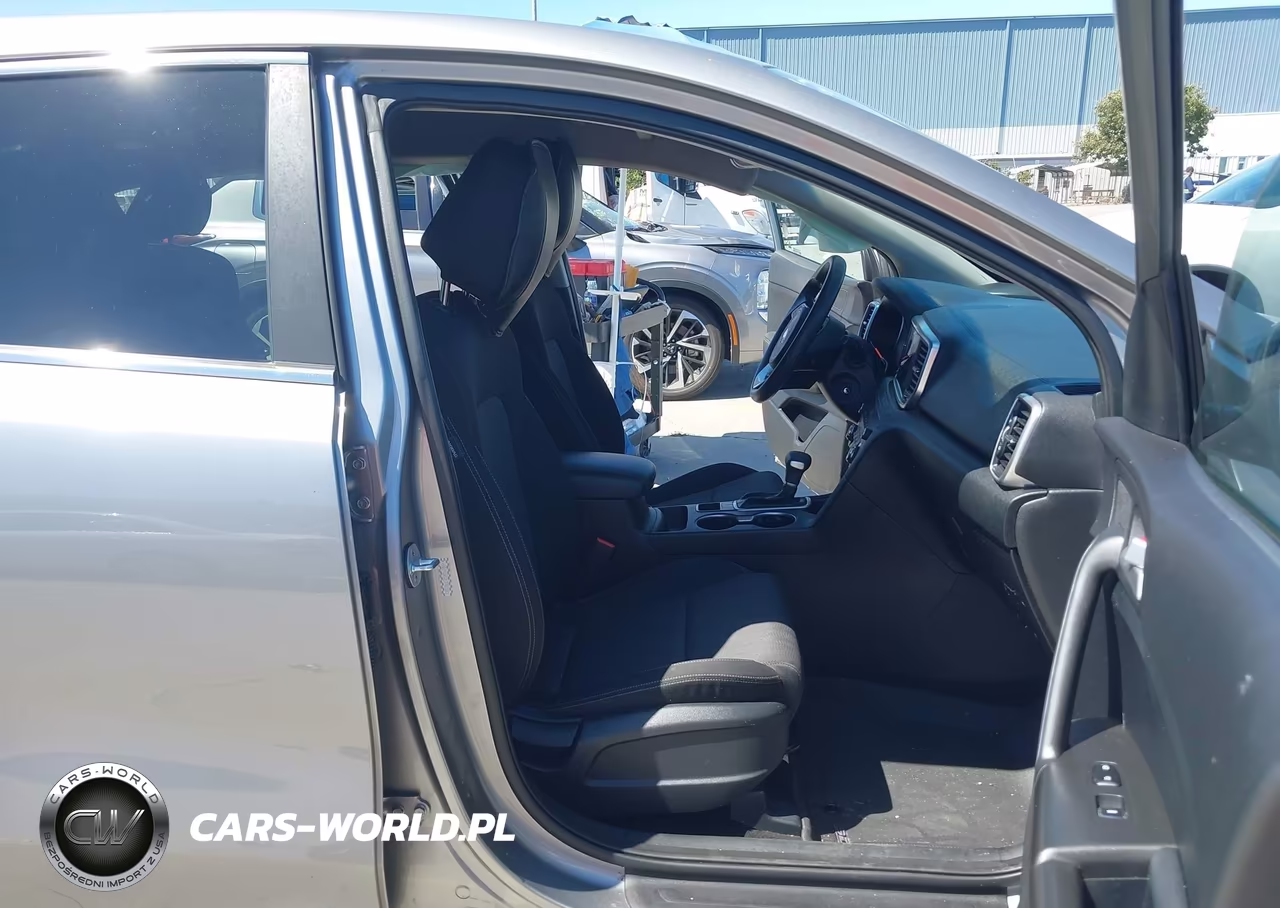 2020 Kia Sportage Lx VIN:KNDPM3AC2L7701213 - 5
