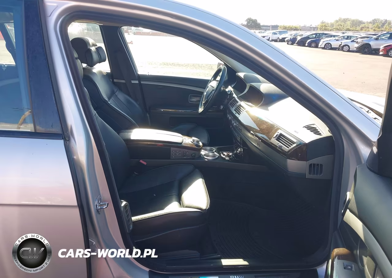 2007 BMW 750Li VIN:WBAHN83577DT76771 - 5