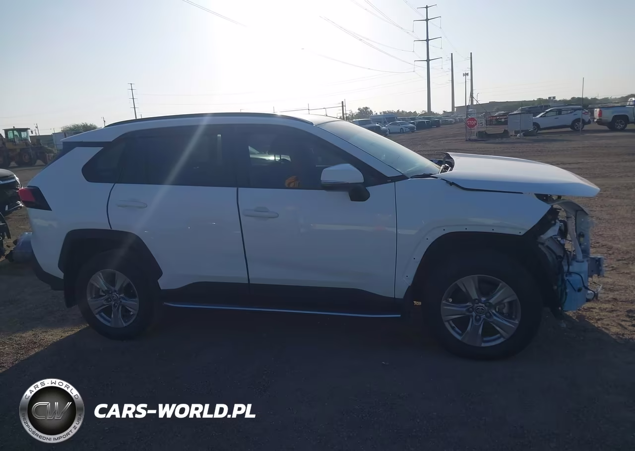 2025 Toyota Rav4 Xle VIN:2T3W1RFVXSC327231 - 14