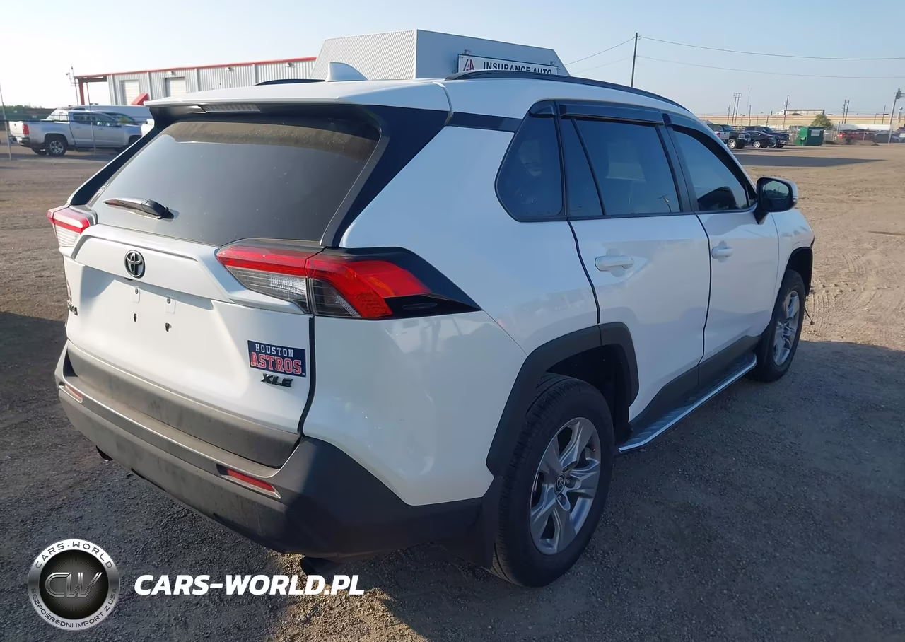 2025 Toyota Rav4 Xle VIN:2T3W1RFVXSC327231 - 4